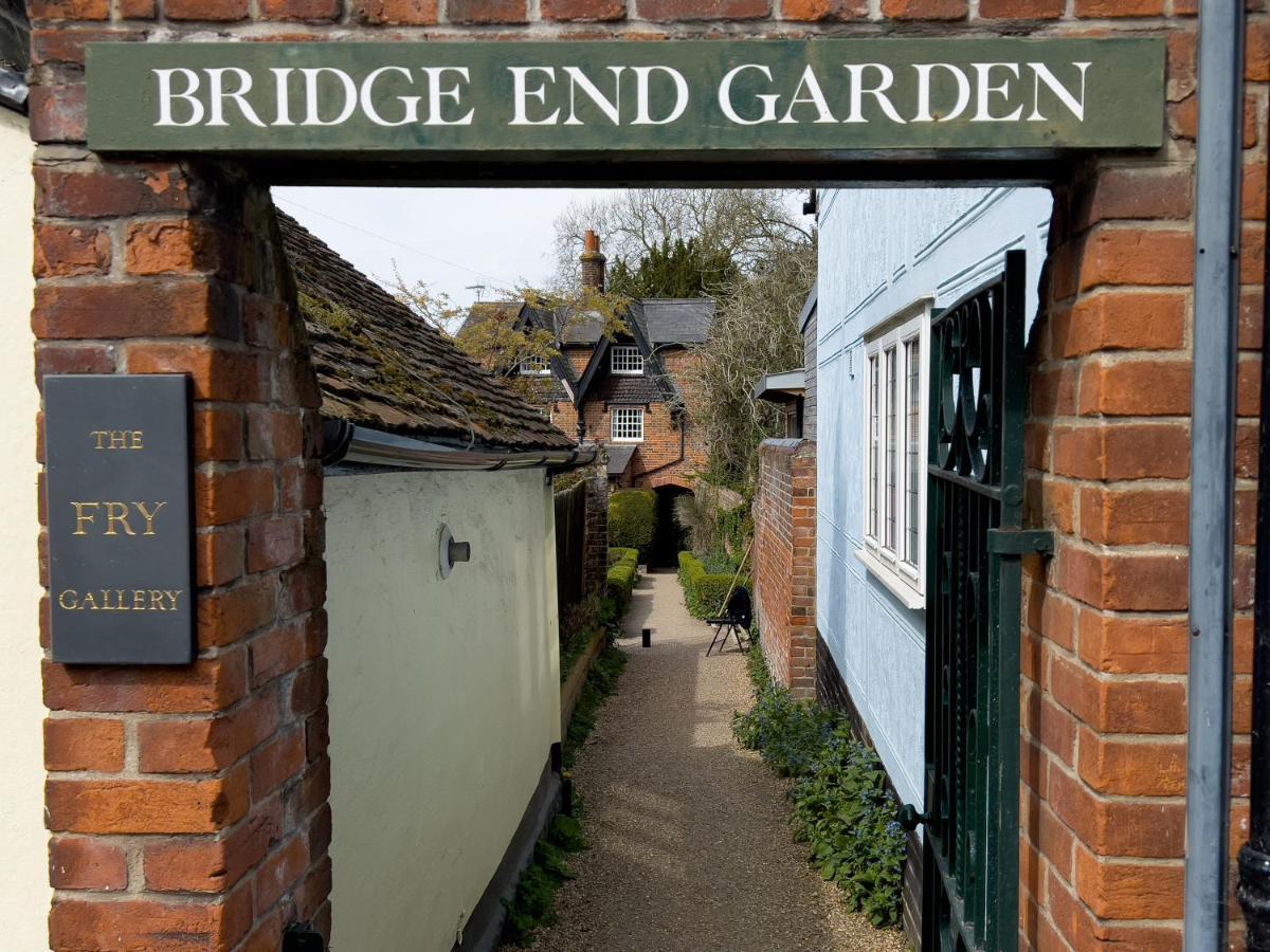 Miller Cottage A Luxury 1550'S Cottage In The Historic Centre Of Saffron Walden Exterior photo